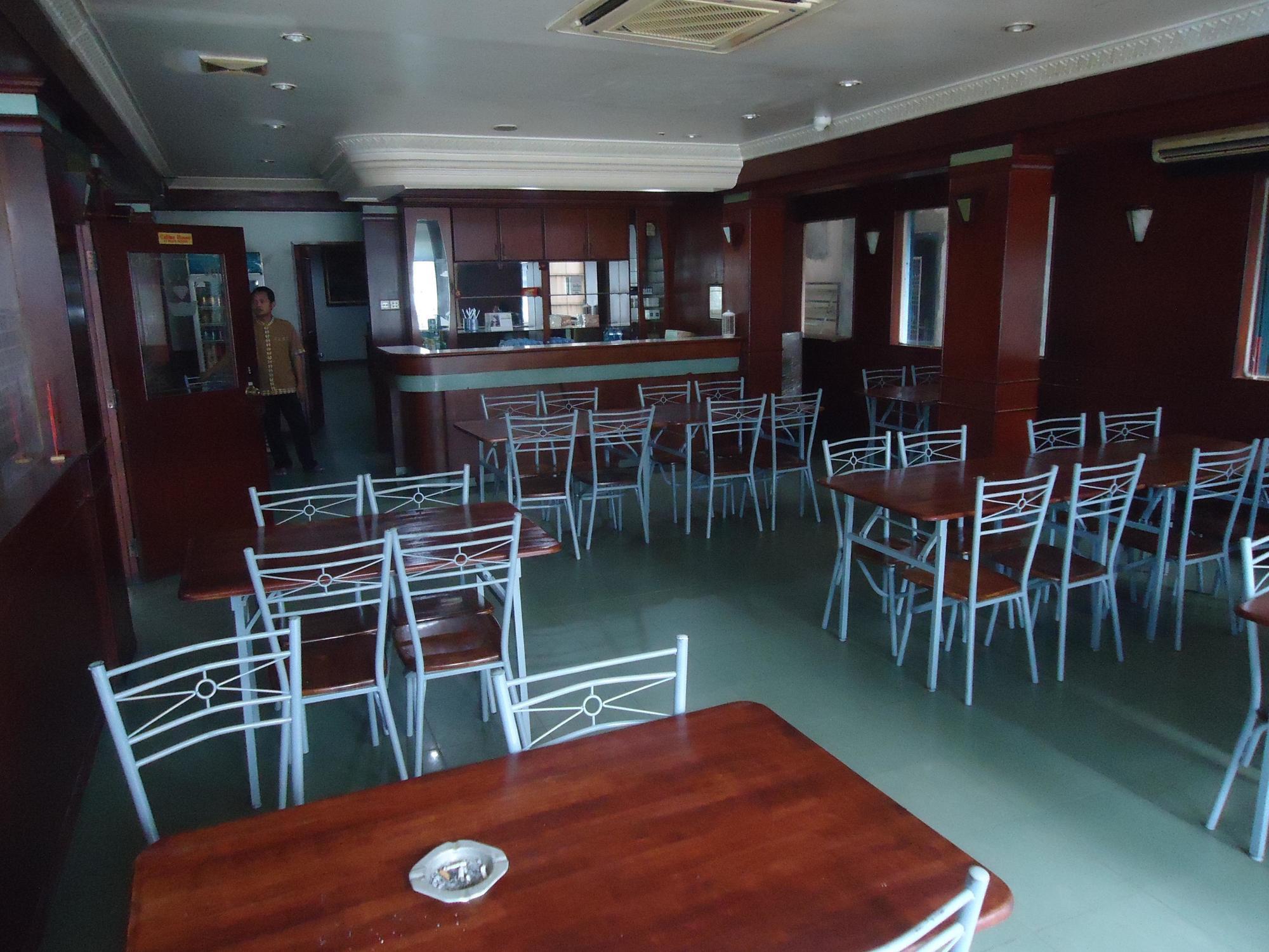 Hotel Gloris Batam Zewnętrze zdjęcie
